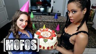 Kimmy Granger Kira Noir szülinapi faszos meglepetés